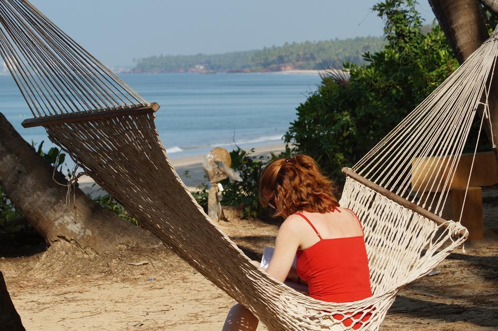 Hotel Chera Rocks Beach House Thottada Zimmer foto