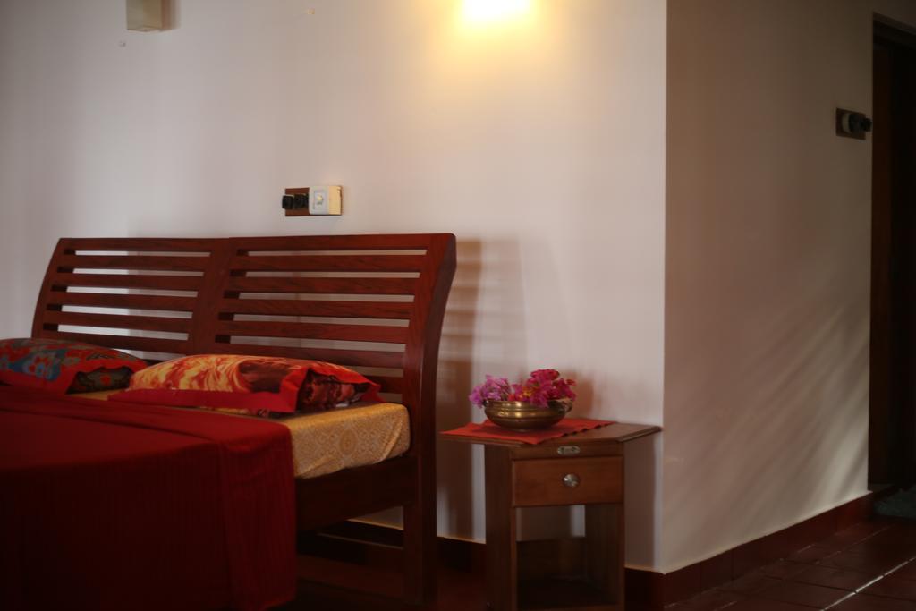Hotel Chera Rocks Beach House Thottada Exterior foto